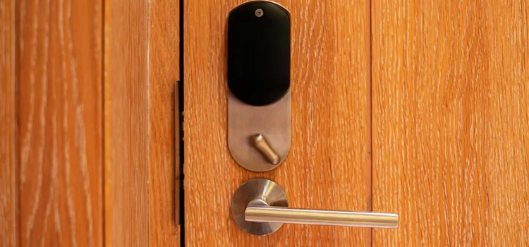 Automatic Locking Door Knob Adelaide